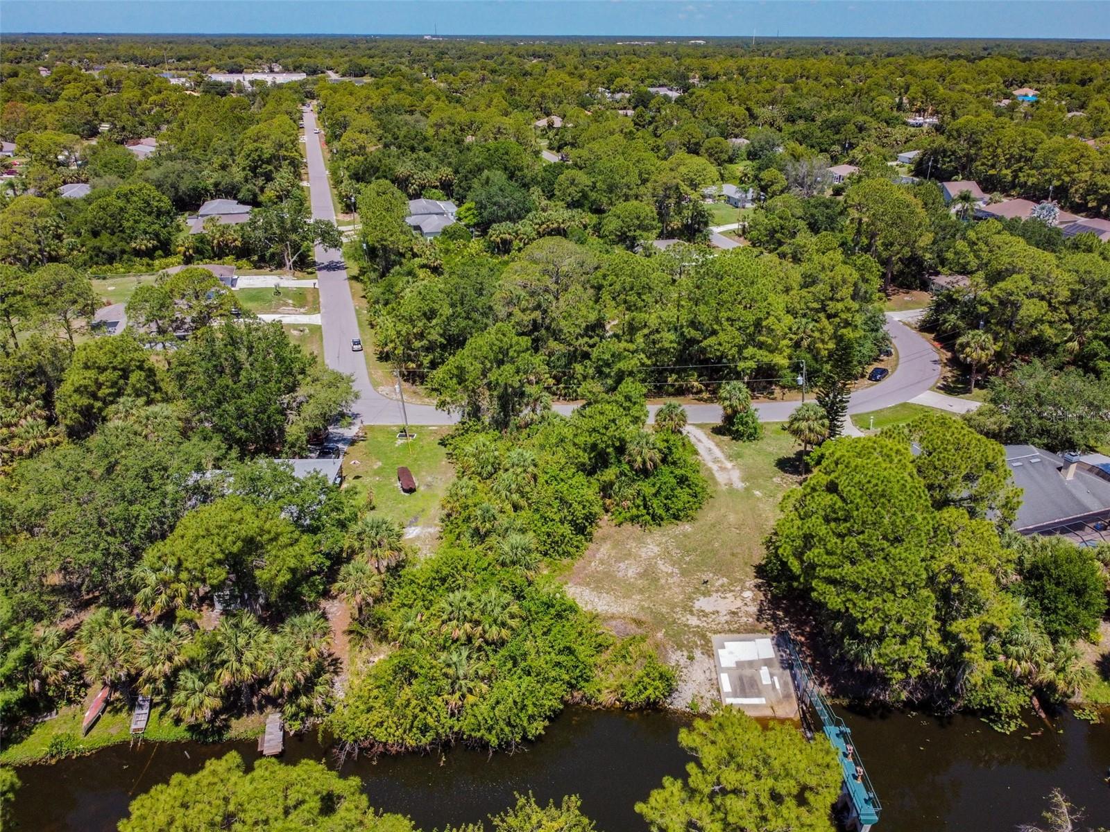 PORT CHARLOTTE SUB 05 - Land