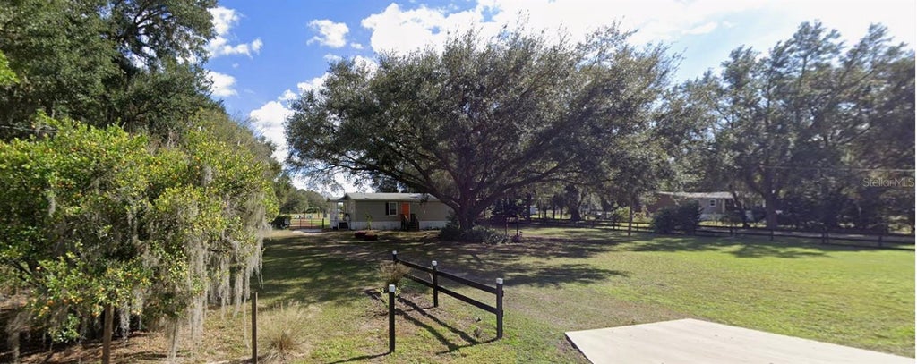 Photo of 10217 Quinn Road, Polk City, FL 33868 (MLS # S5156381)