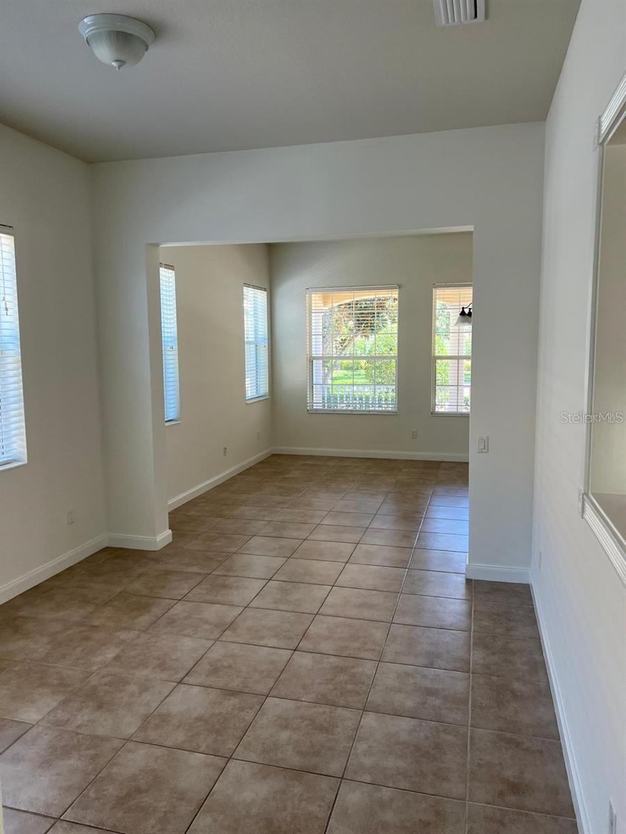 VILLAGEWALK/LK NONA UN 03B - Residential Lease