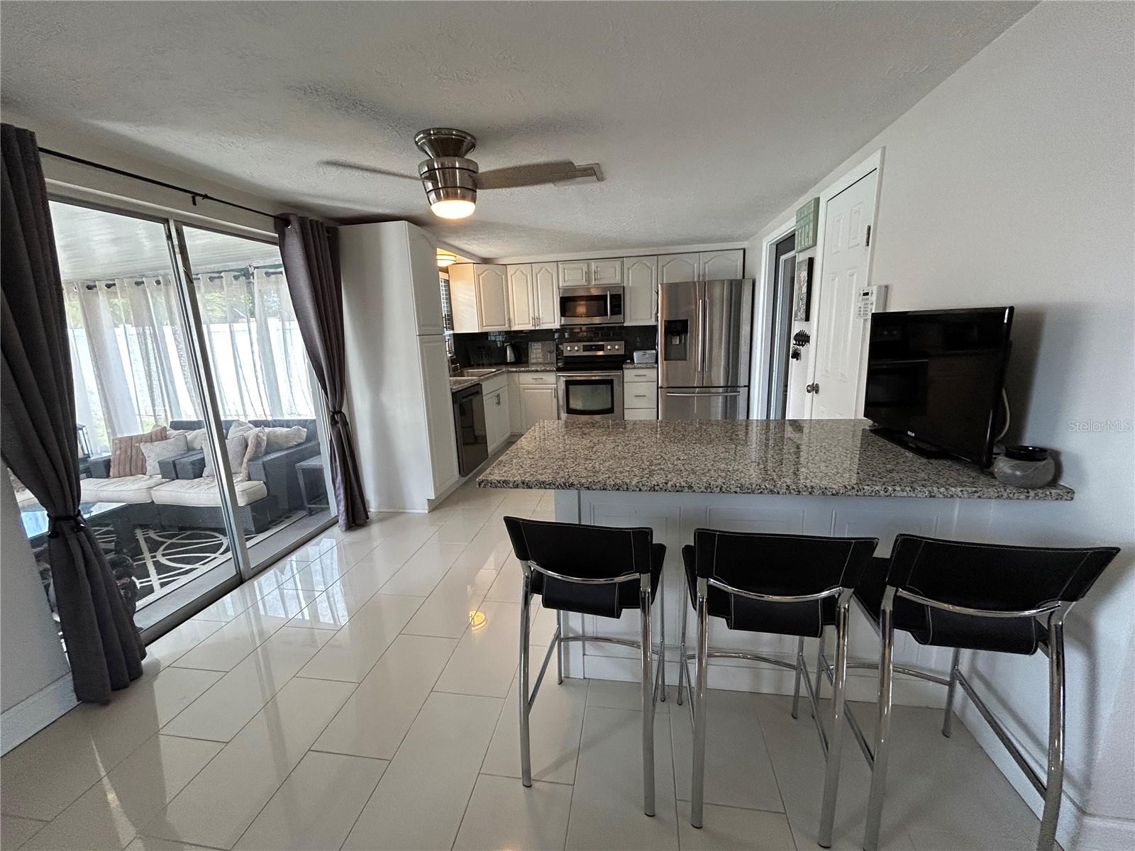 TAHITIAN HOMES - Residential