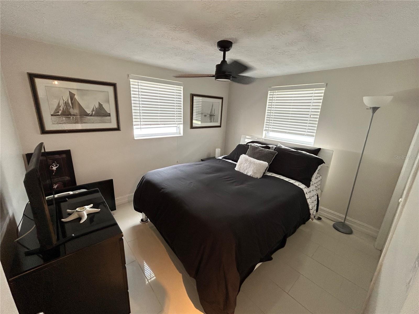 TAHITIAN HOMES - Residential