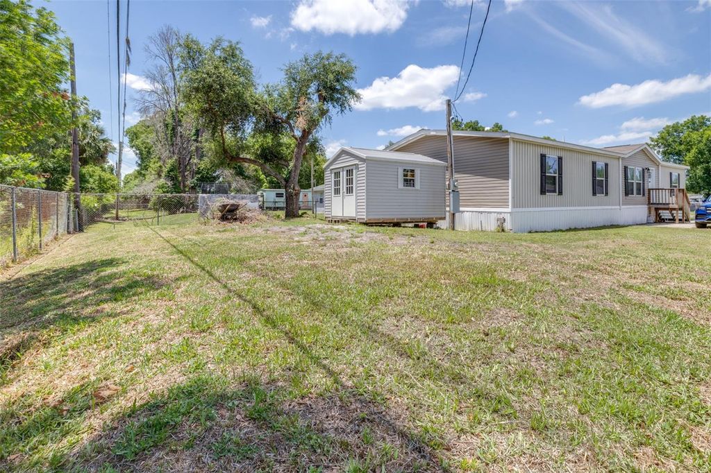Photo of 1012 Snowdown E, Lakeland, FL 33815 (MLS # TB8507279)
