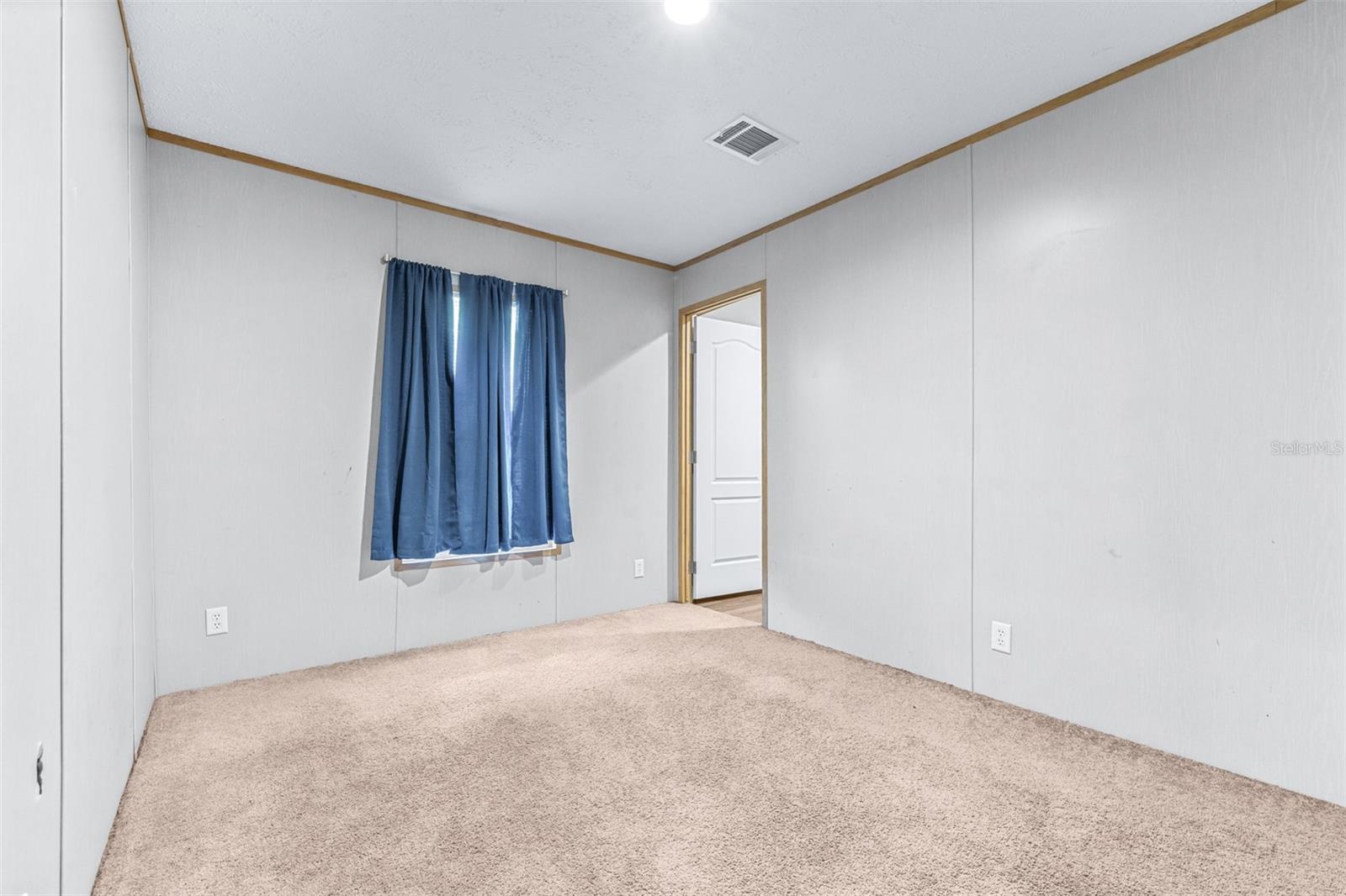 WEST END FARMS - Residential