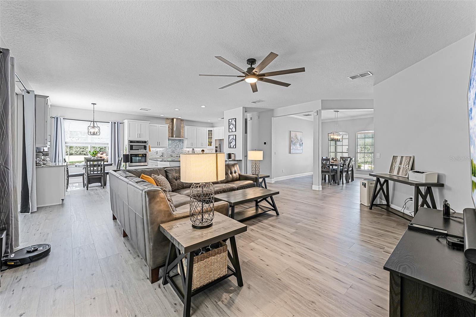 OSPREY LAKES - Residential