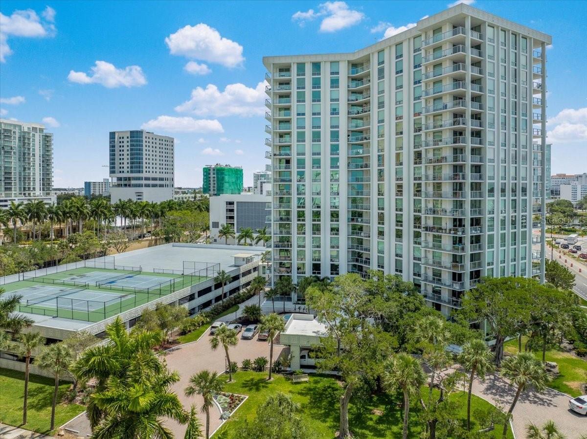 ONE WATERGATE - Residential