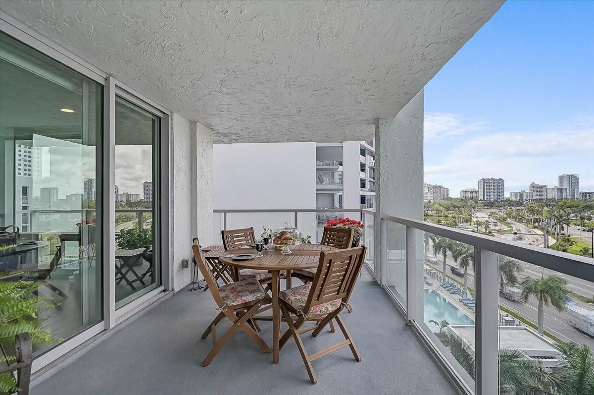 ONE WATERGATE - Residential