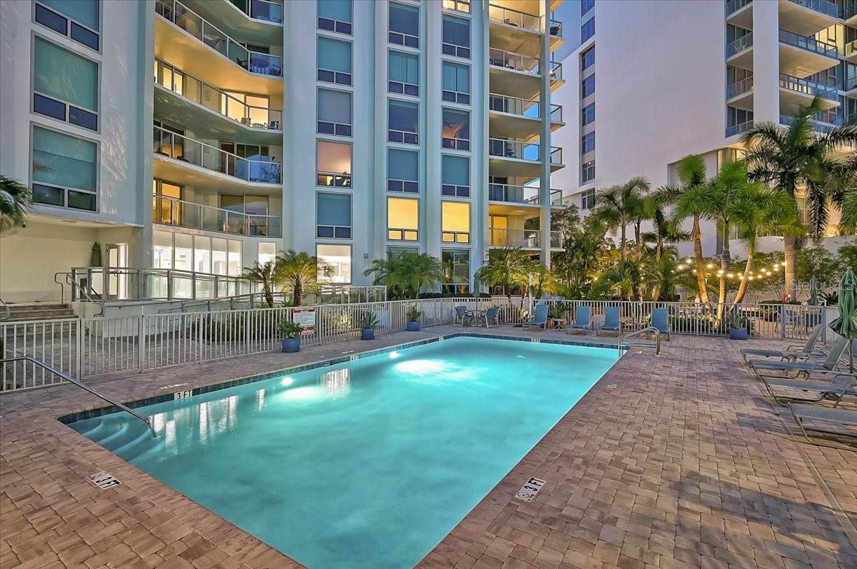 ONE WATERGATE - Residential