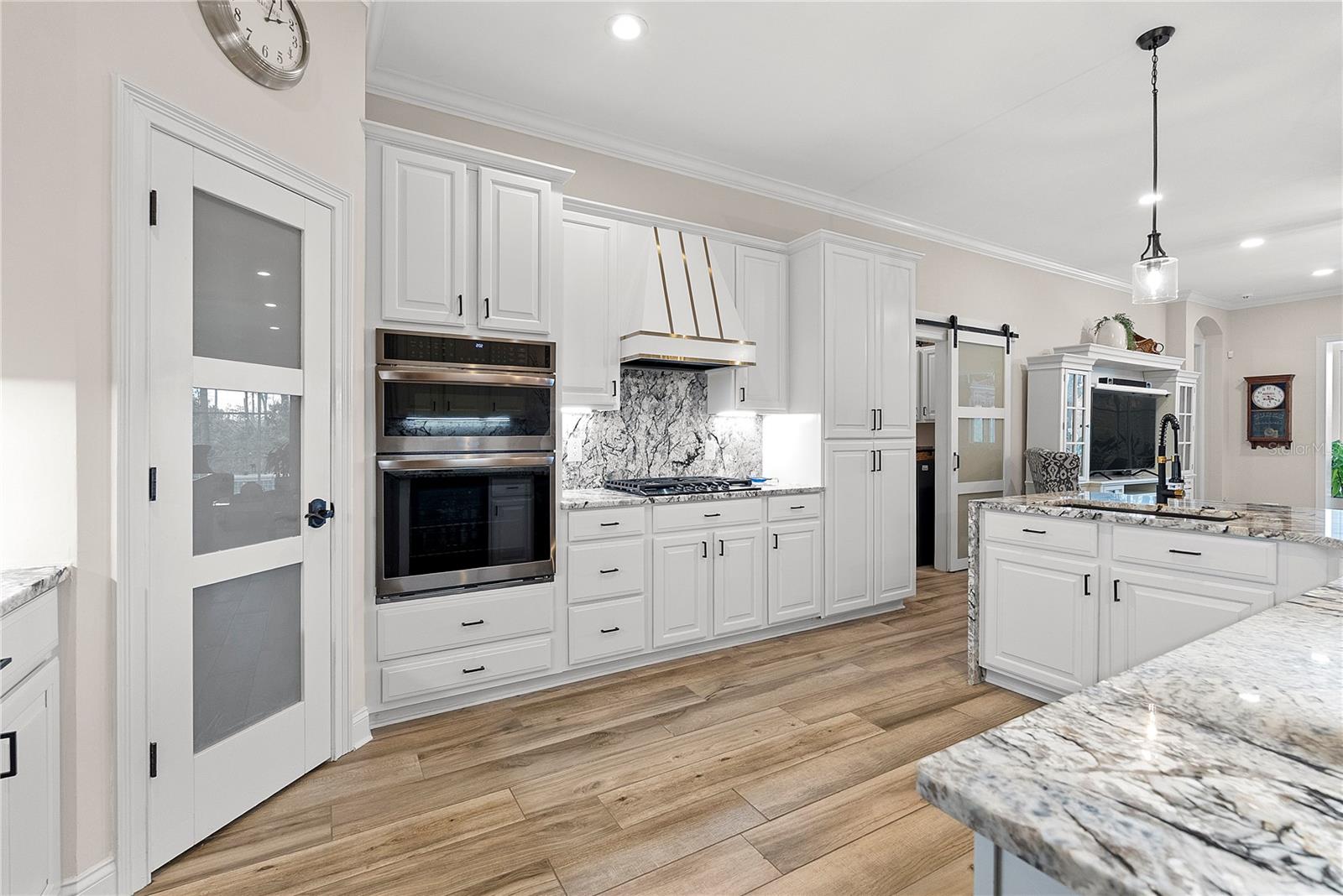 KEENES POINTE - Residential