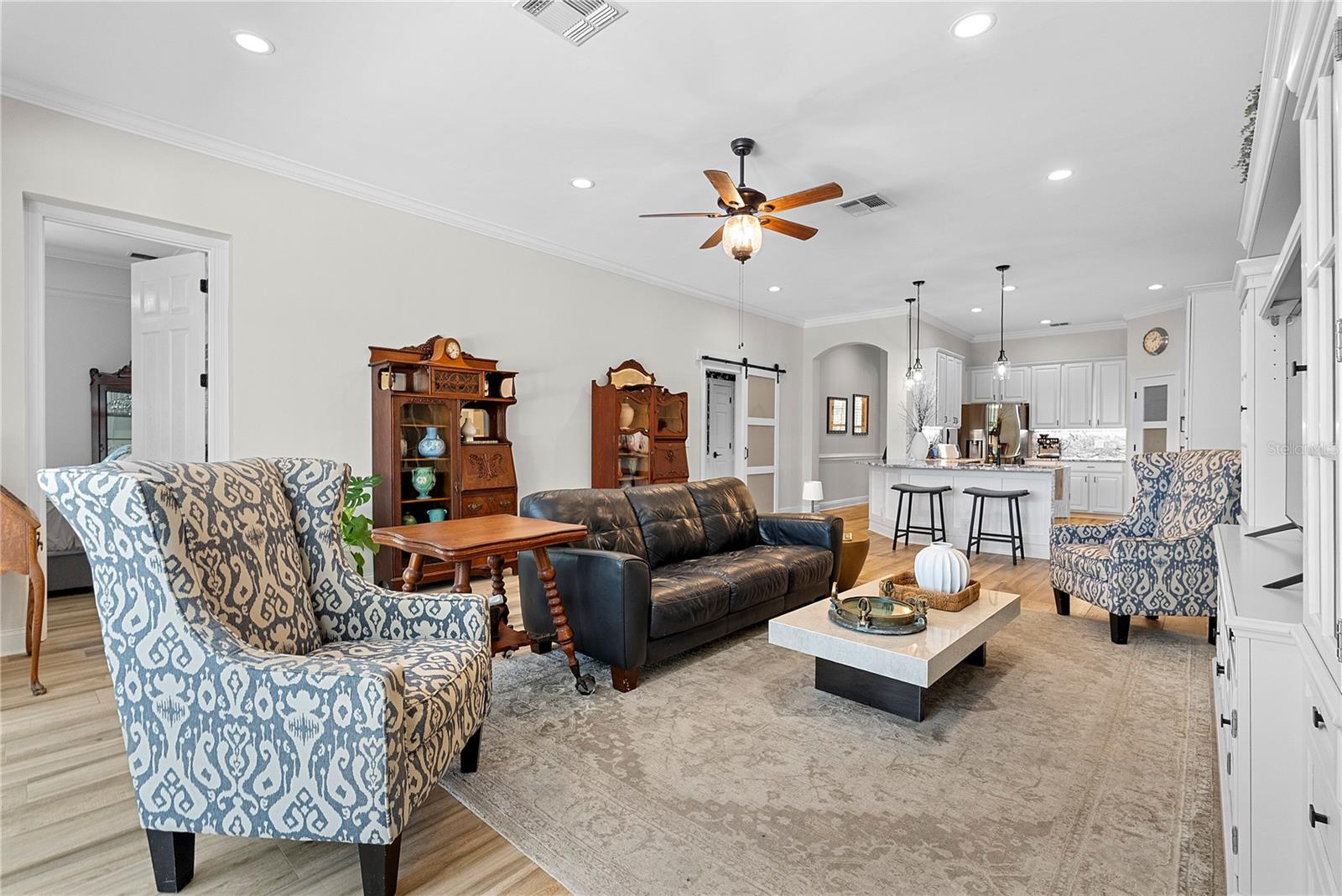 KEENES POINTE - Residential