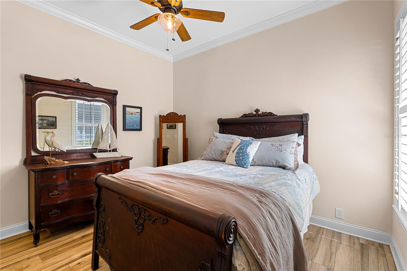 KEENES POINTE - Residential