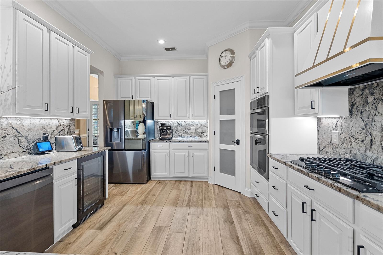 KEENES POINTE - Residential