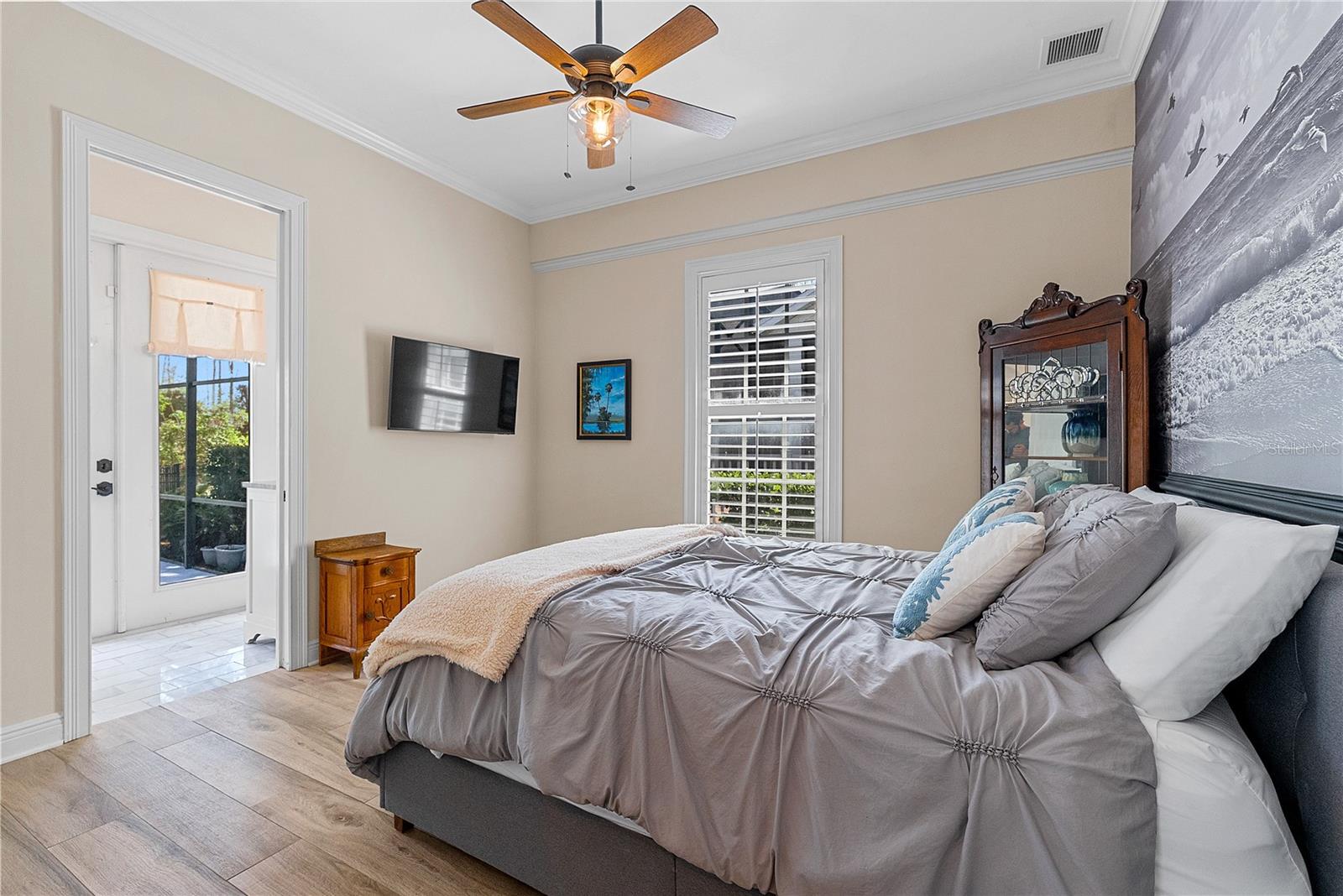 KEENES POINTE - Residential