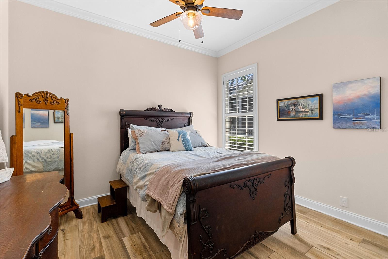 KEENES POINTE - Residential