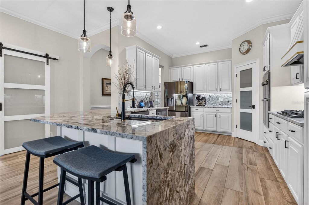 Photo of 8411 Woburn Court, Windermere, FL 34786 (MLS # O6391980)