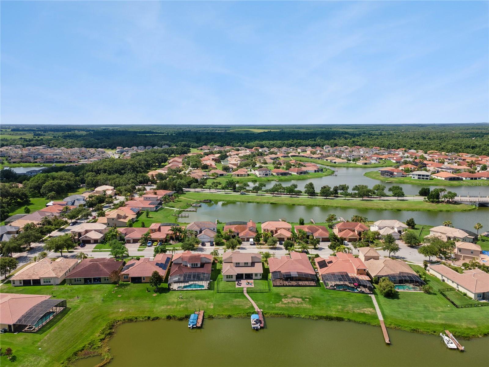BELLALAGO PH 4P - Residential