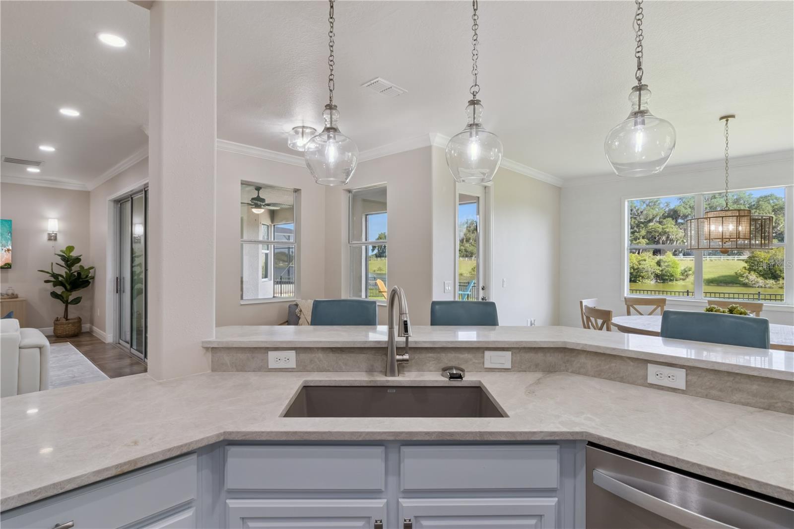 BELLALAGO PH 4P - Residential