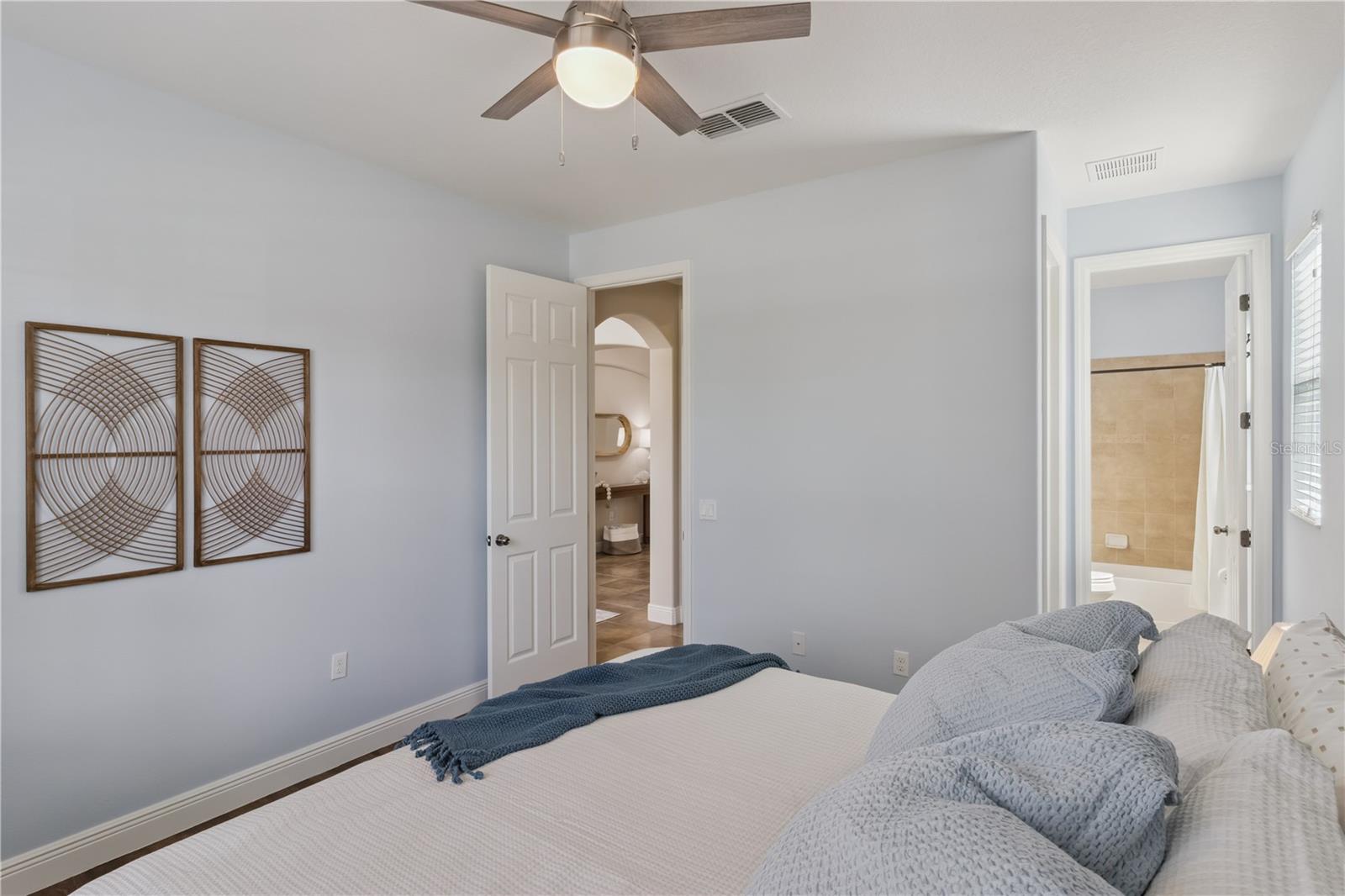 BELLALAGO PH 4P - Residential