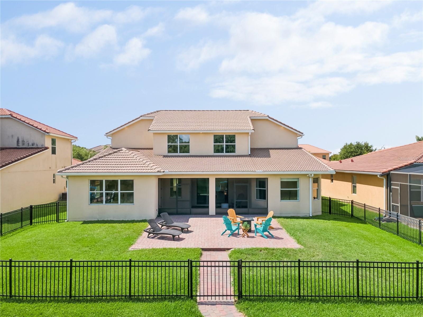 BELLALAGO PH 4P - Residential
