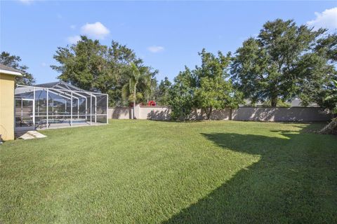 A home in WINTER HAVEN