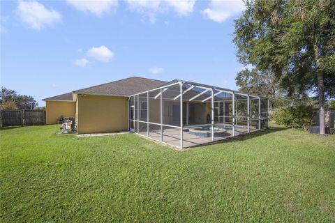 A home in WINTER HAVEN