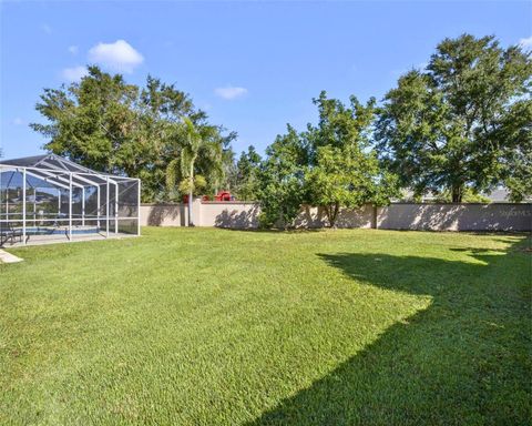 A home in WINTER HAVEN