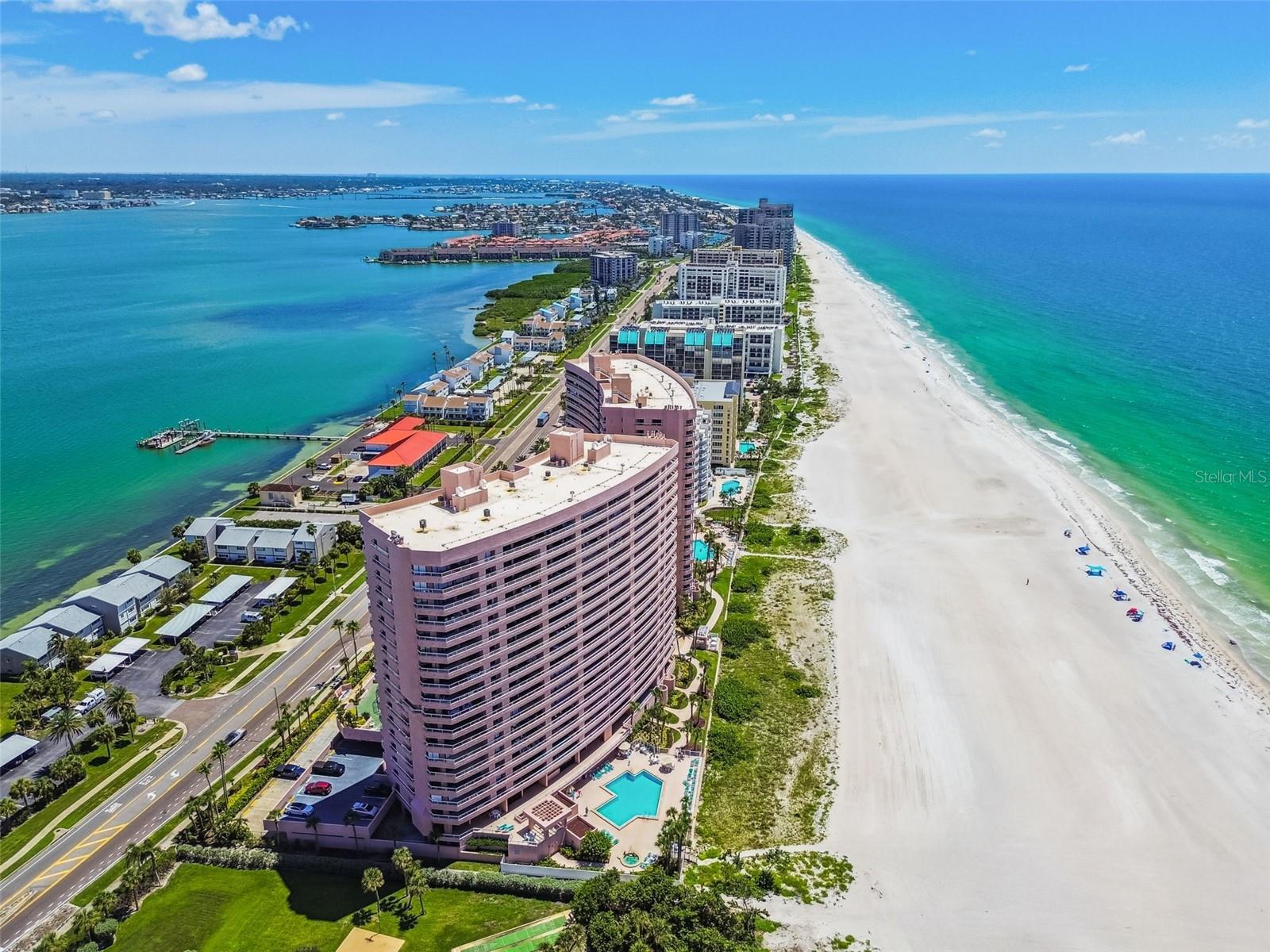 CRESCENT BEACH CLUB CONDO - Residential