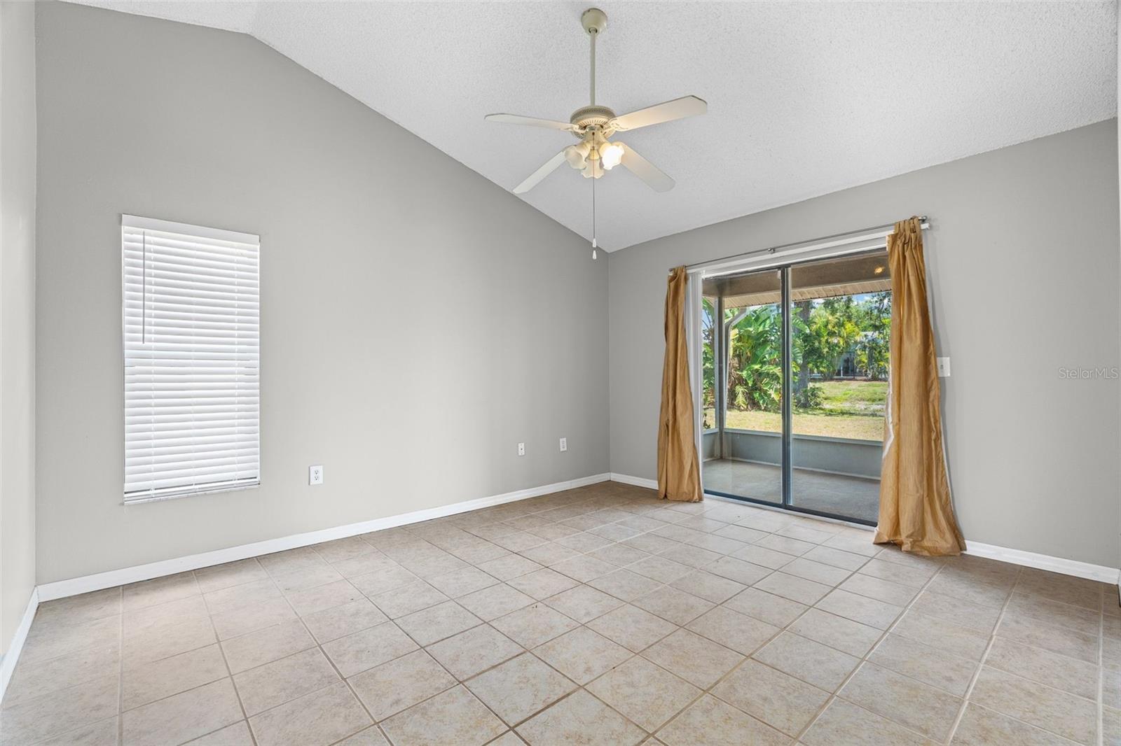 COPPERFIELD - Residential