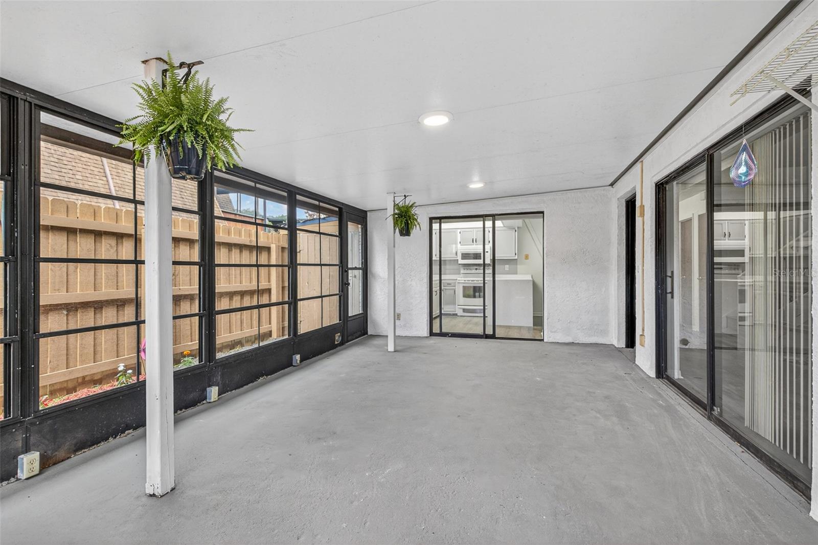 TENNIS VILLAGE SEC 04 - Residential