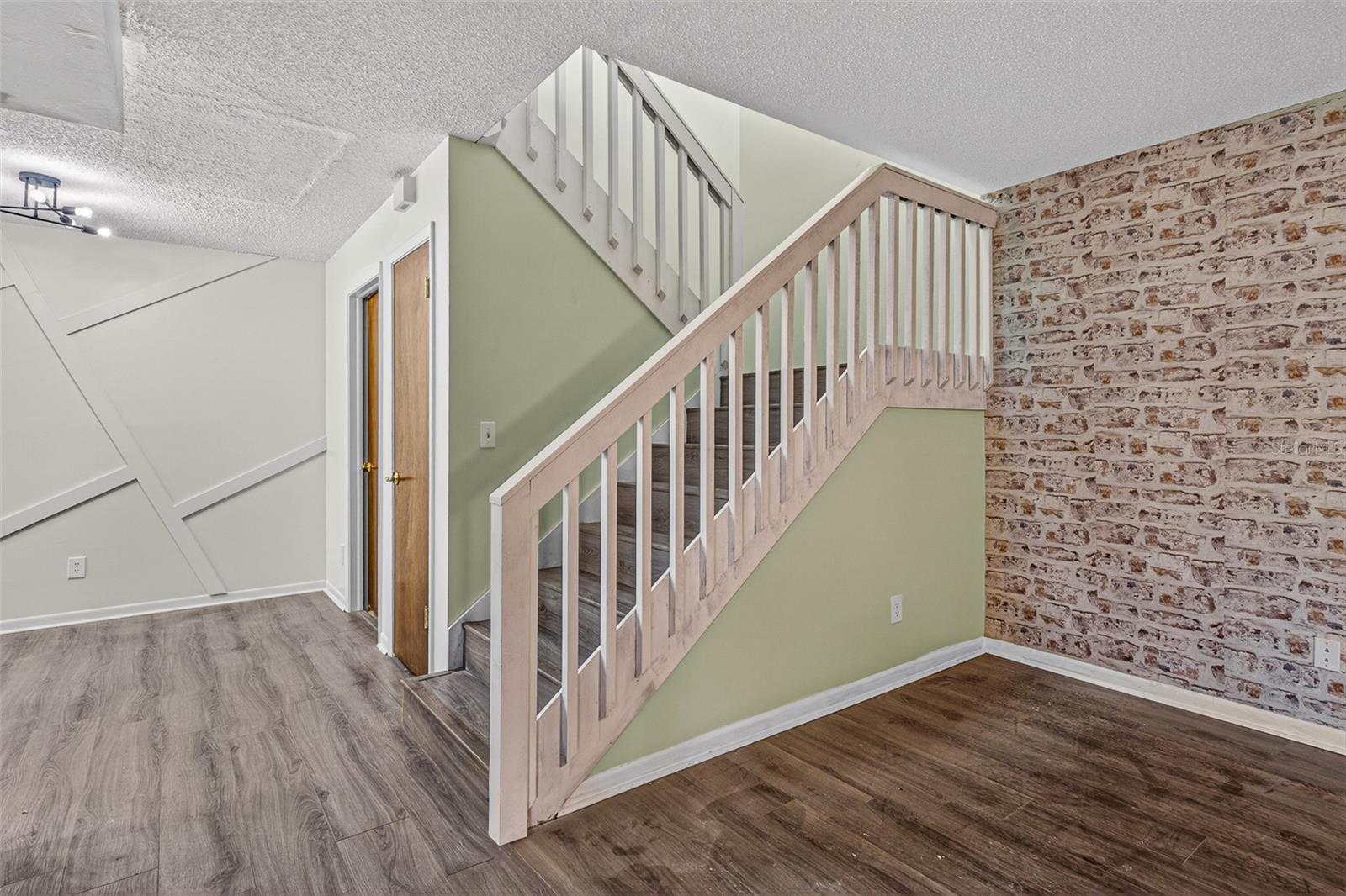 TENNIS VILLAGE SEC 04 - Residential