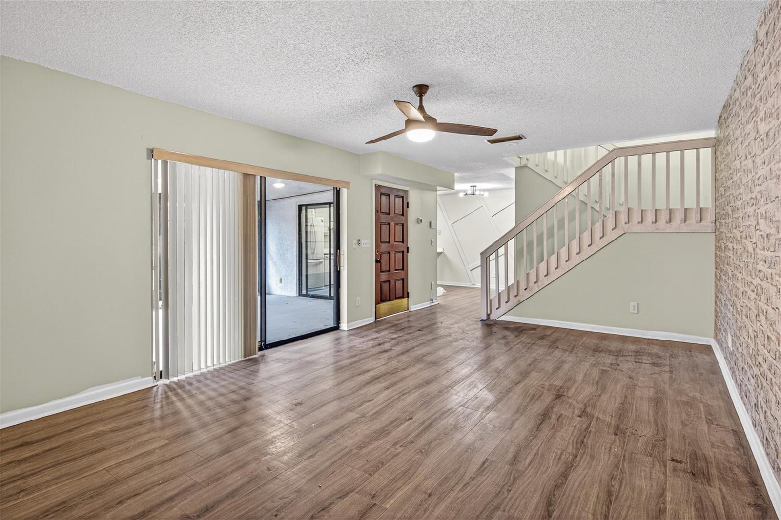 TENNIS VILLAGE SEC 04 - Residential