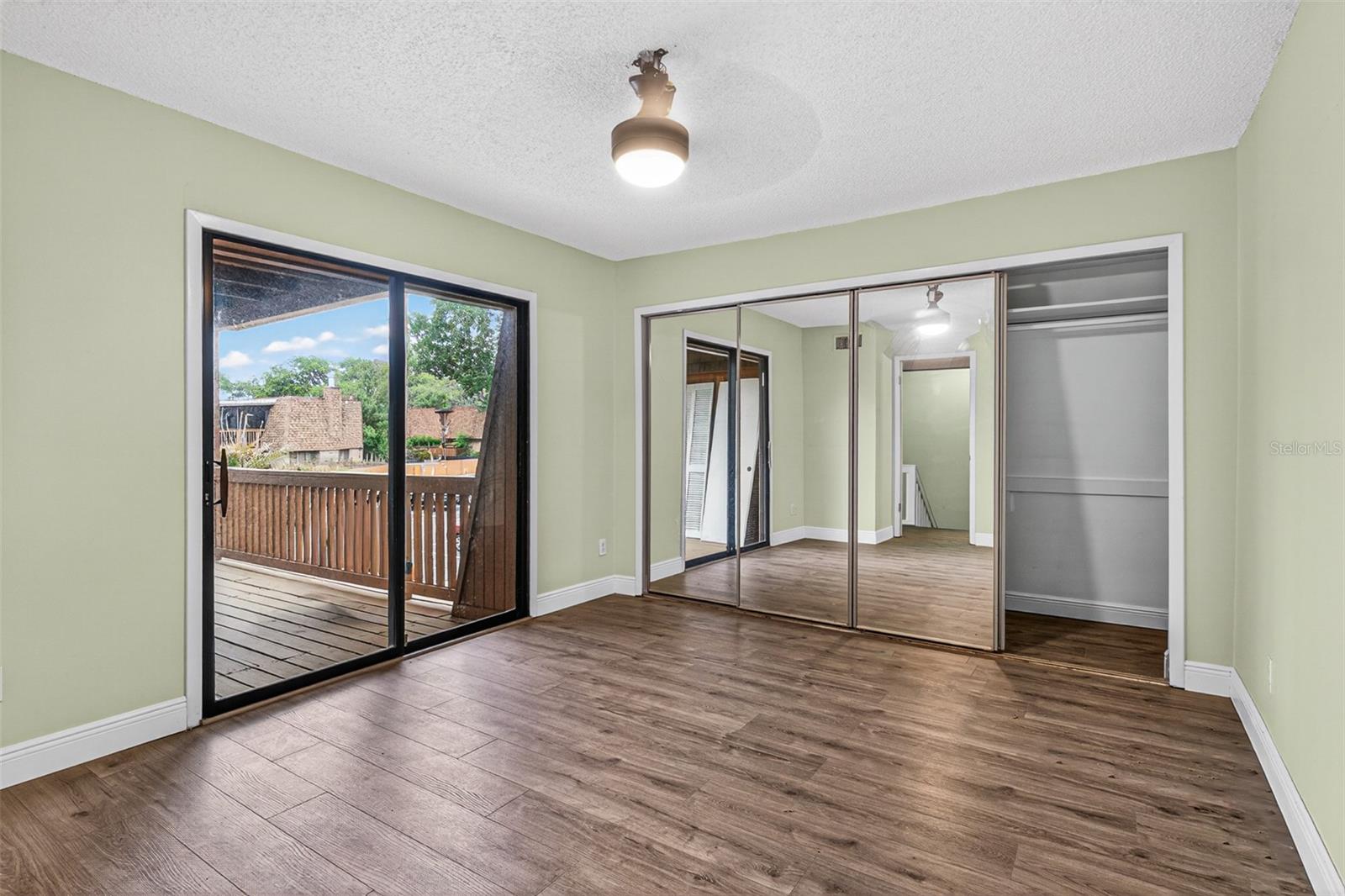 TENNIS VILLAGE SEC 04 - Residential