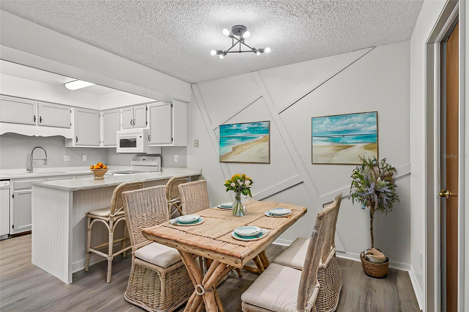 TENNIS VILLAGE SEC 04 - Residential