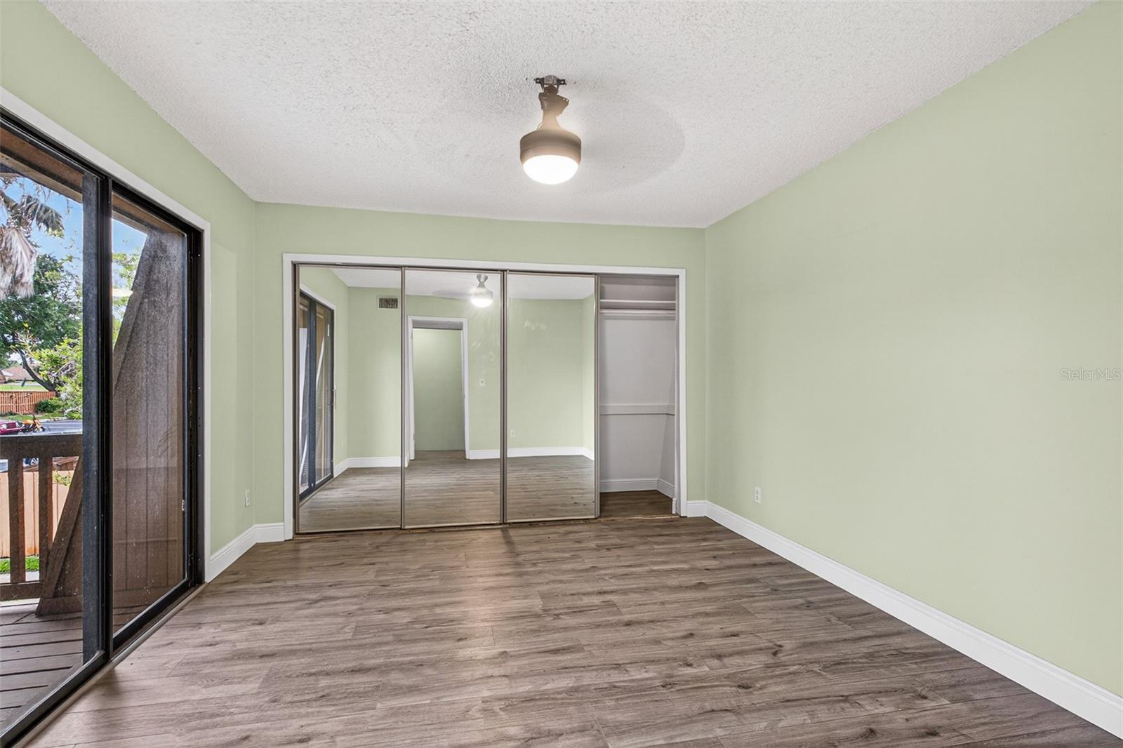 TENNIS VILLAGE SEC 04 - Residential