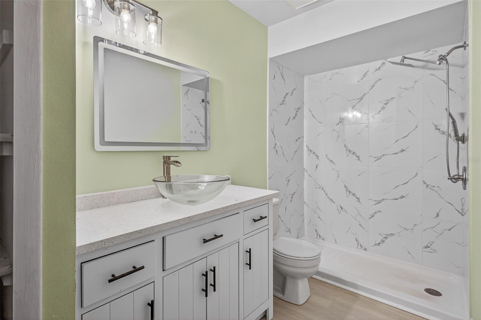 TENNIS VILLAGE SEC 04 - Residential