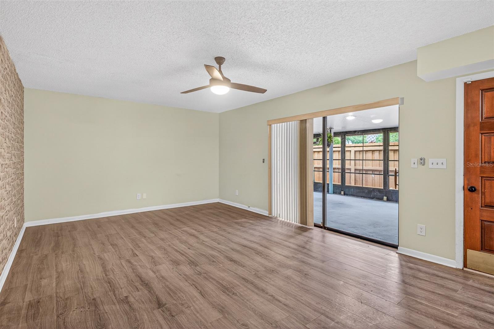 TENNIS VILLAGE SEC 04 - Residential