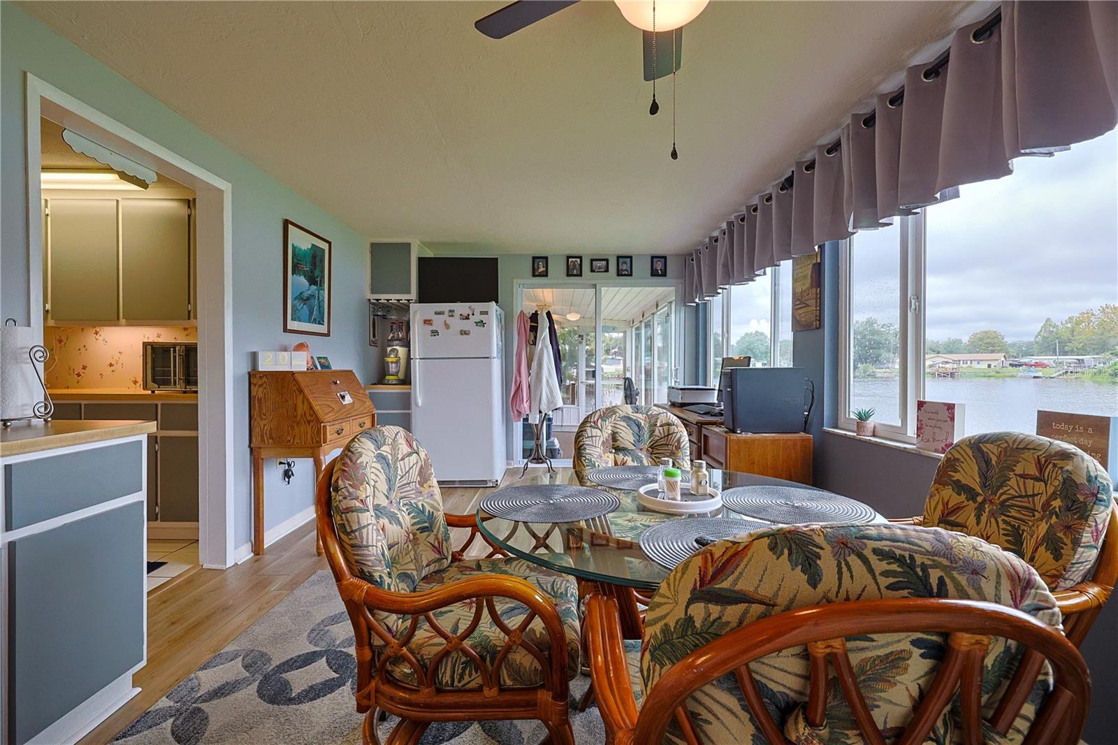 EAST COVE - Residential