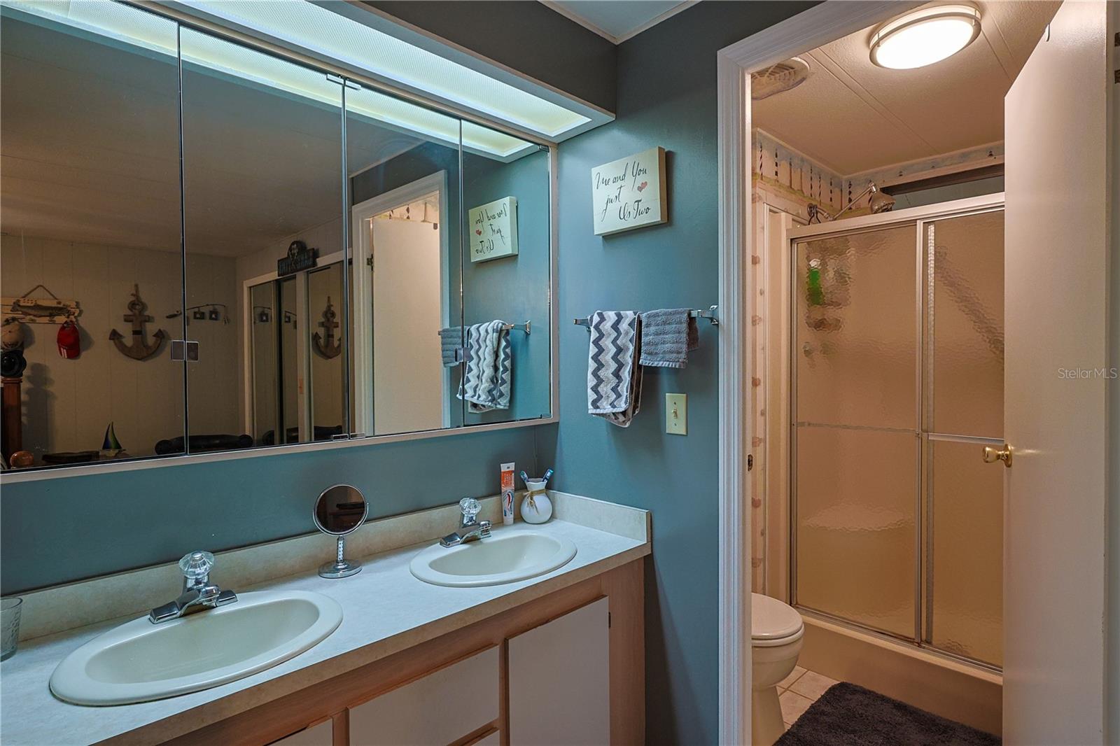 EAST COVE - Residential