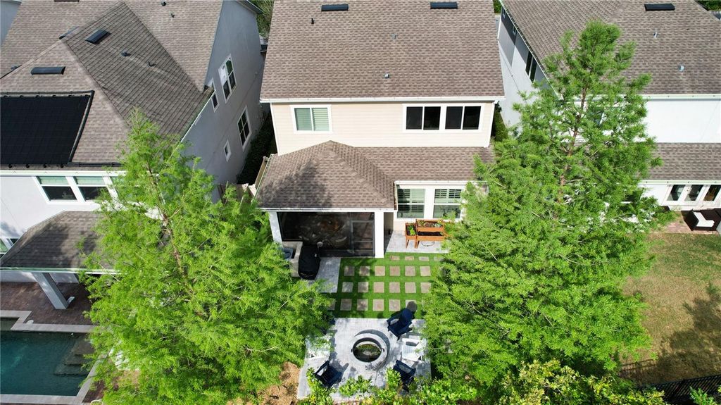 Photo of 594 Windy Pine Way, Oviedo, FL 32765 (MLS # O6392535)