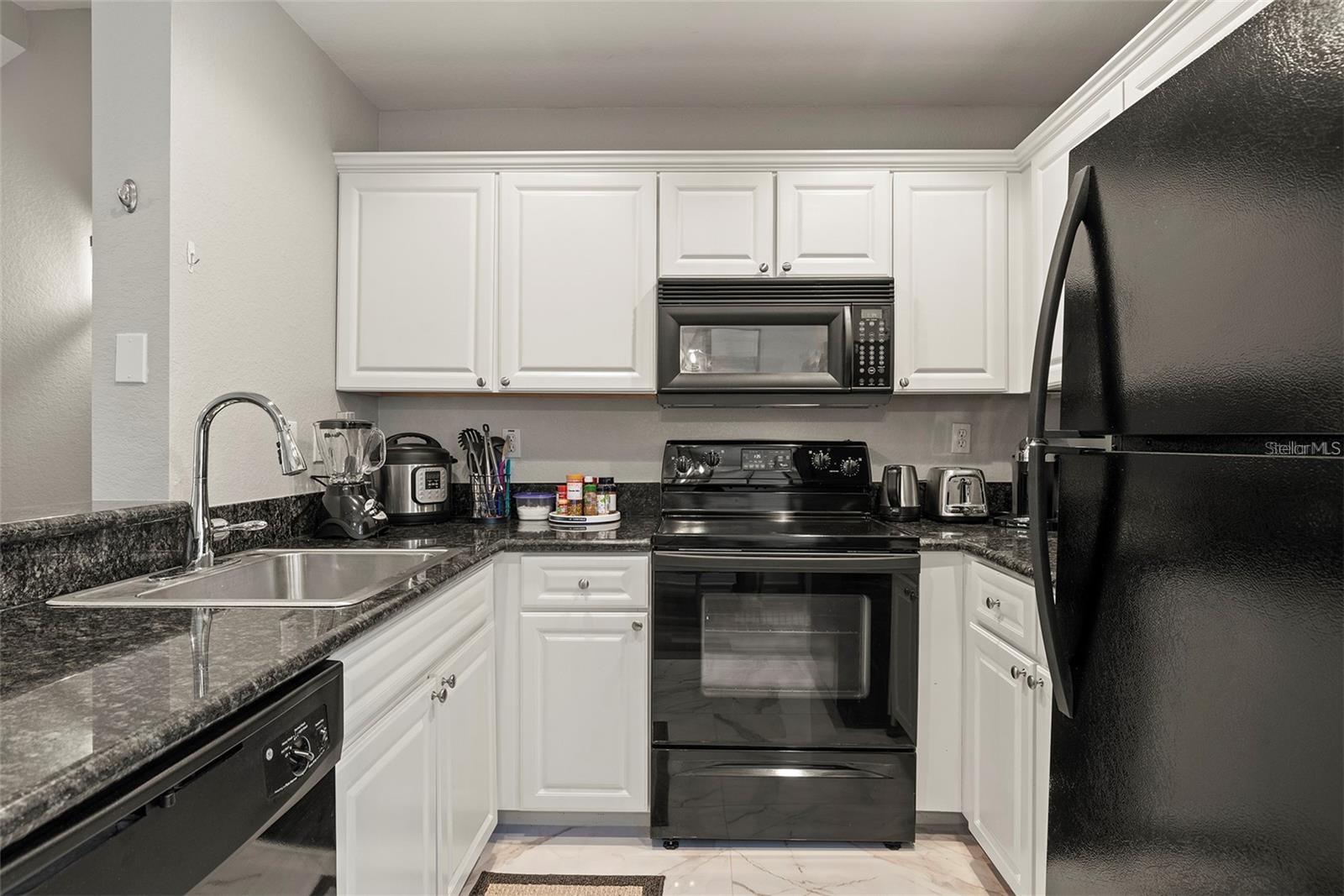 87I | CORDOBA AT BEACH PARK A CONDOMINIUM - Residential Lease