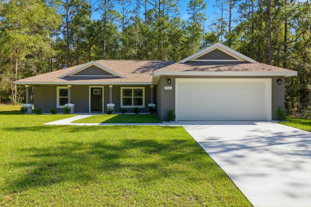 Photo of 9923 N Baldwin Terrace, Dunnellon, FL 34434 (MLS # G5099485)