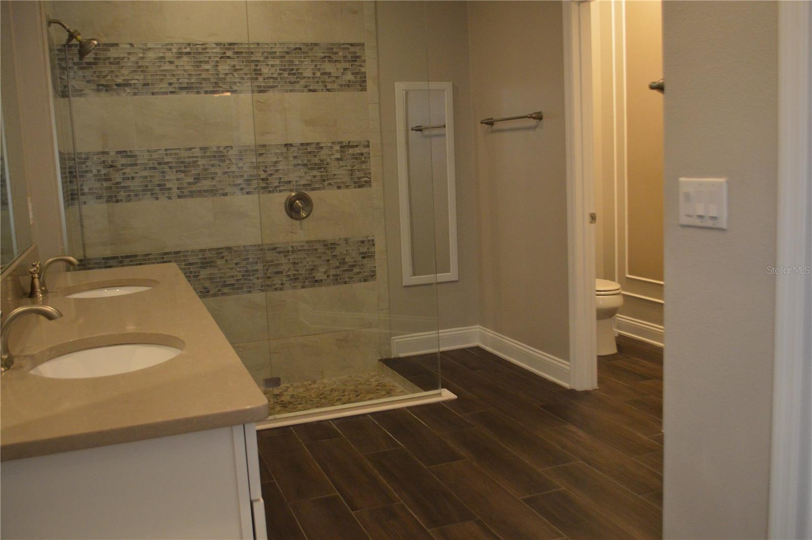 LUKAS LANDING - Residential