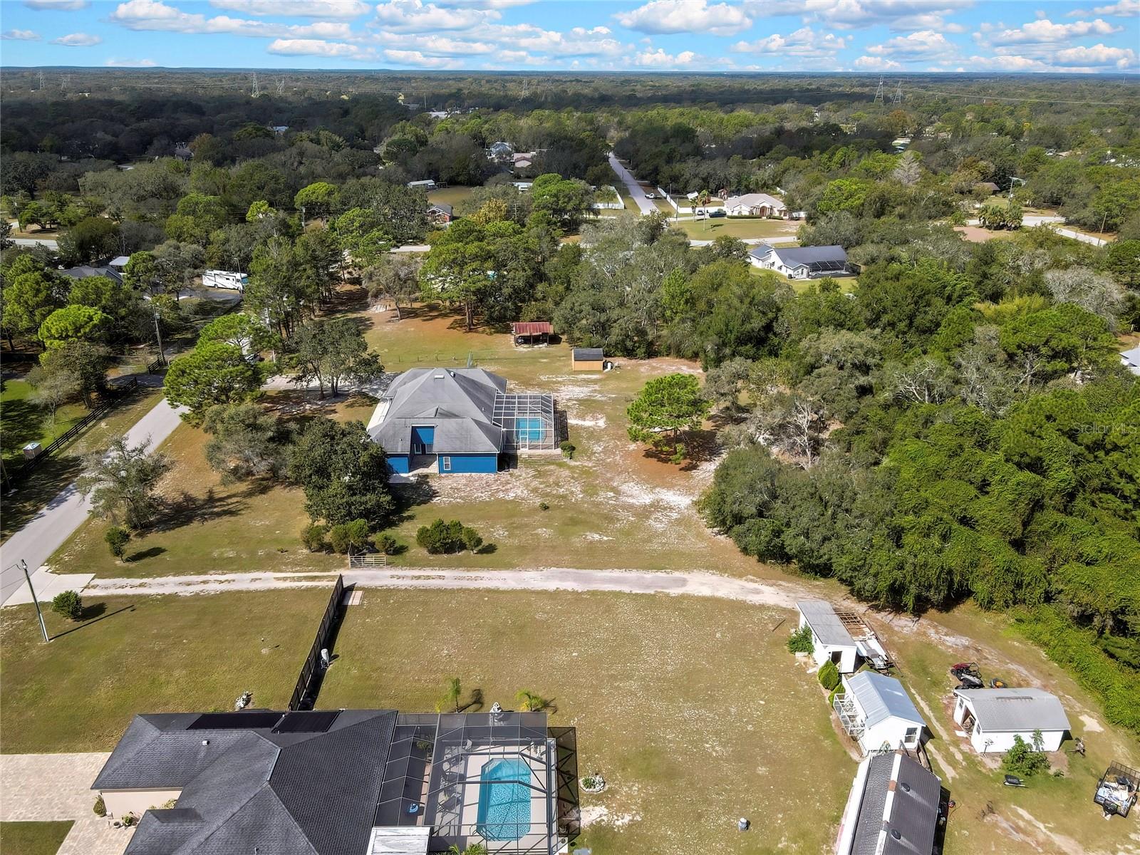 THE HIGHLANDS - Residential