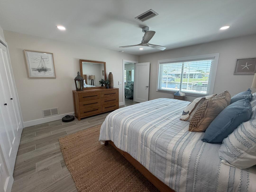 COUNTRY CLUB COVE SEC 14 - Residential
