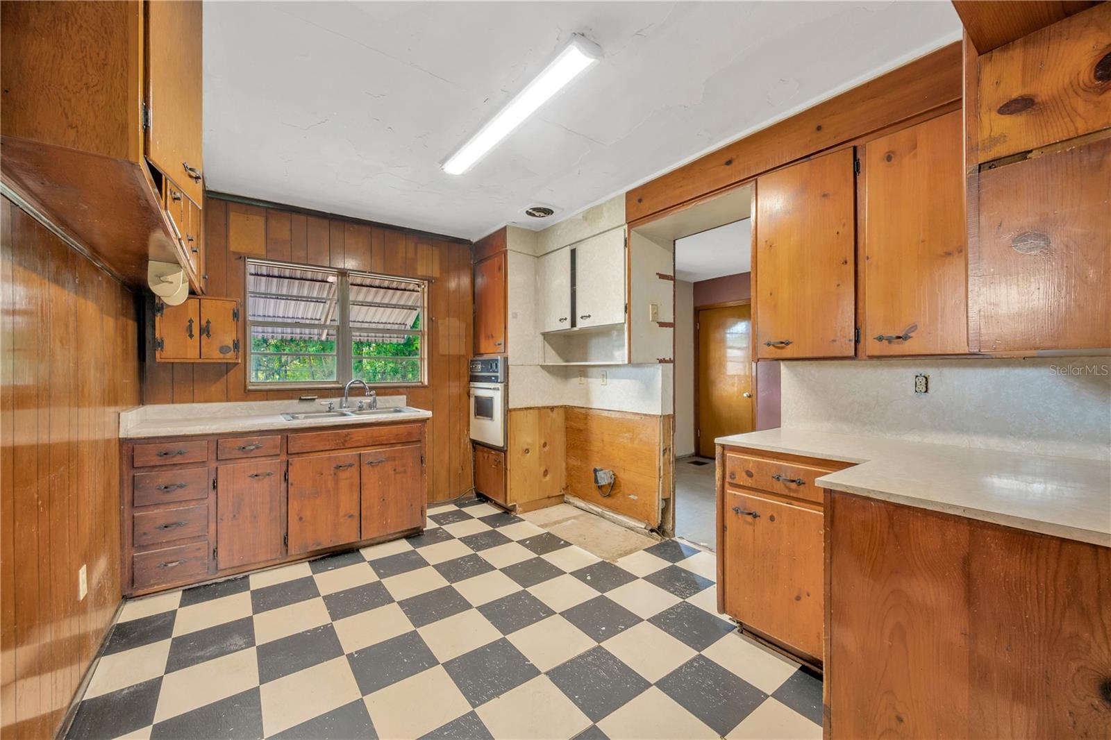 430 PEVETTY DRIVE