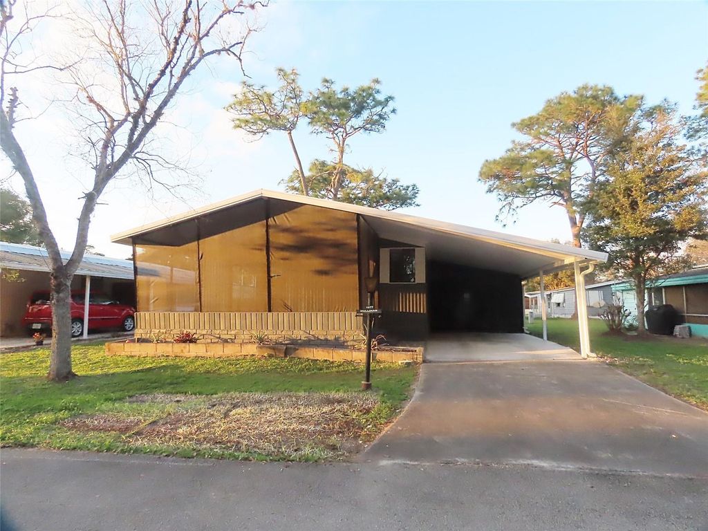 Photo of 1077 Quail Drive, Deland, FL 32724 (MLS # O6367341)