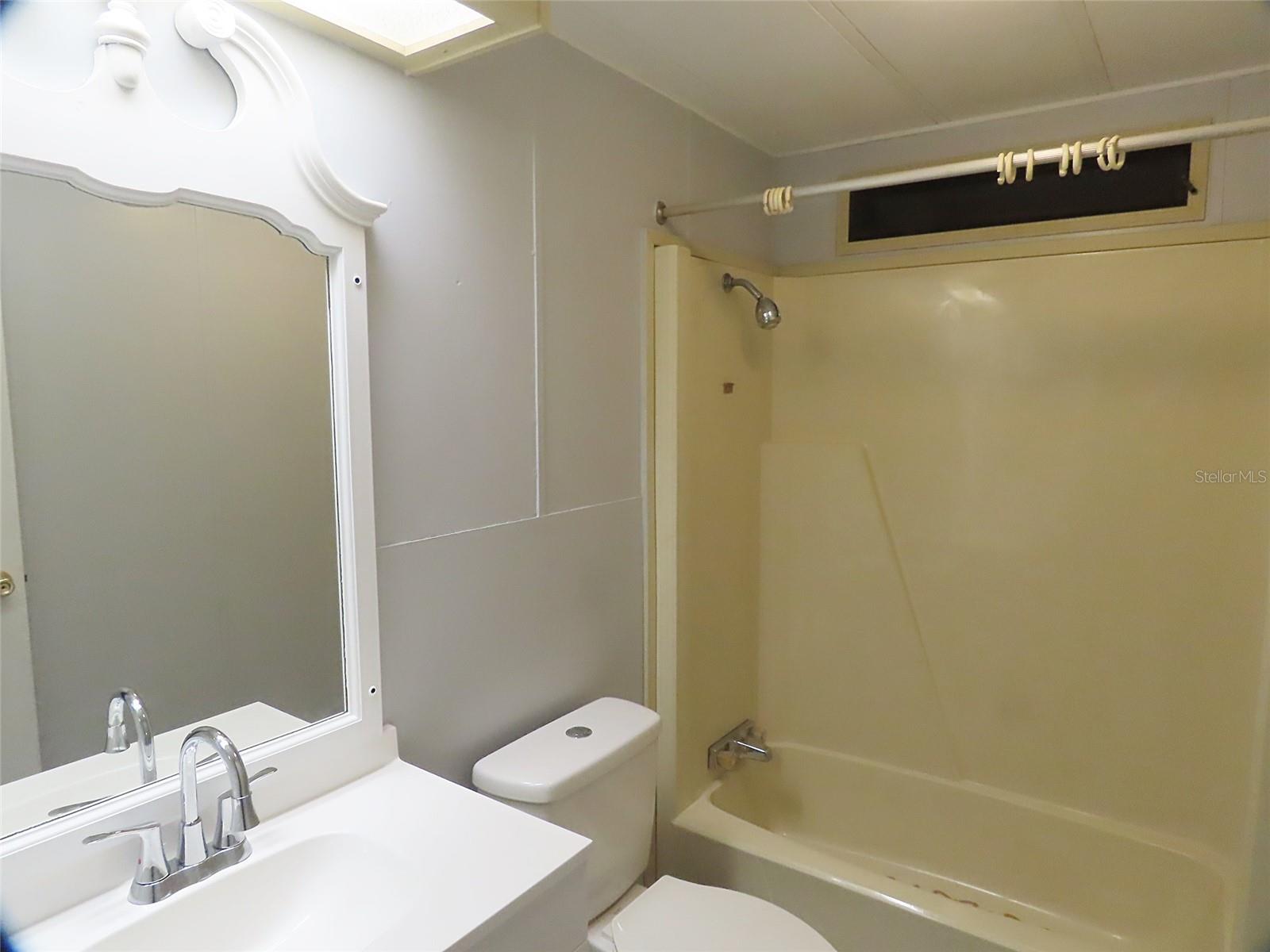 PINELAND HEIGHTS - Residential Lease