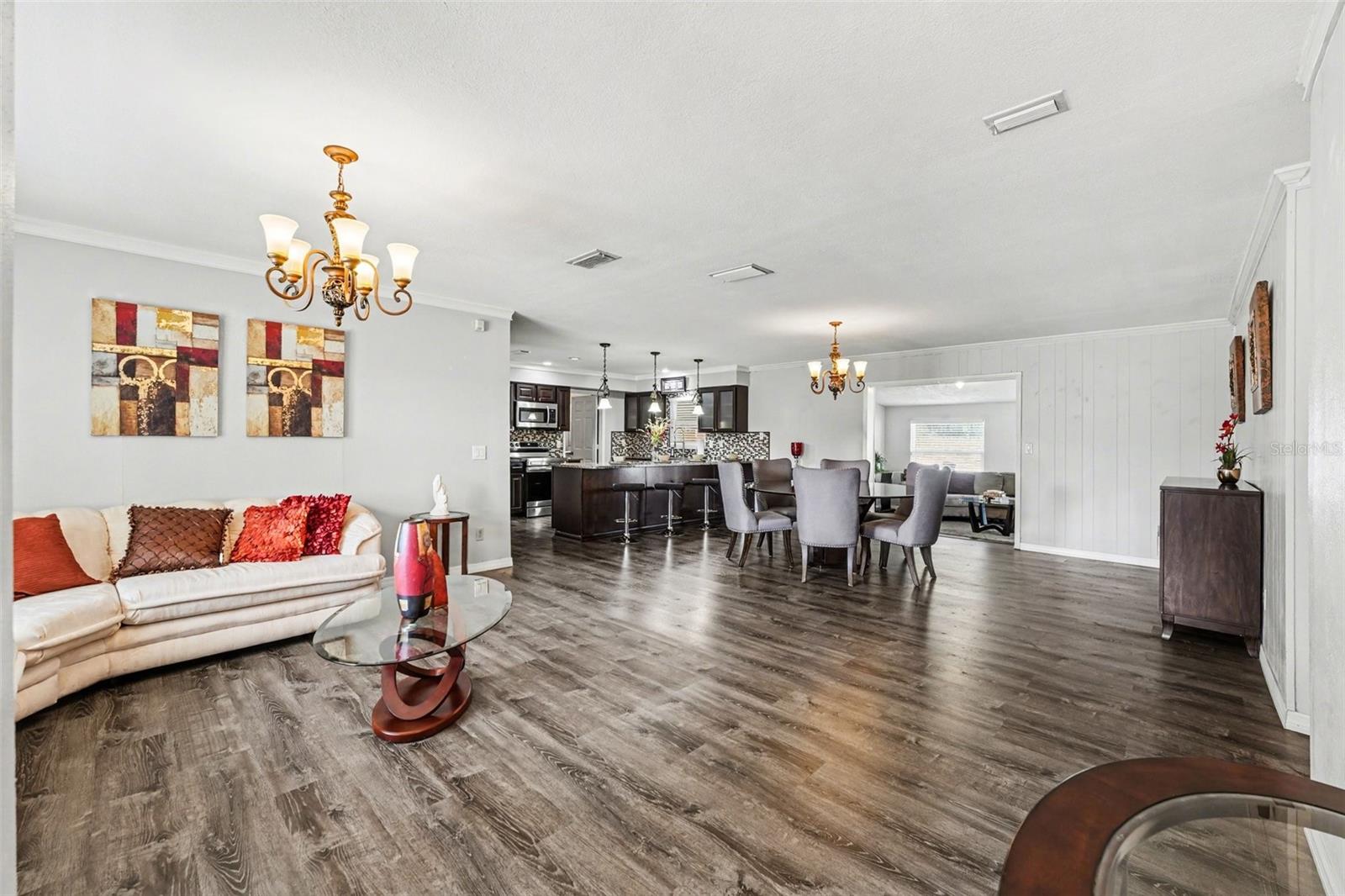 HIGHLAND GARDENS - Residential