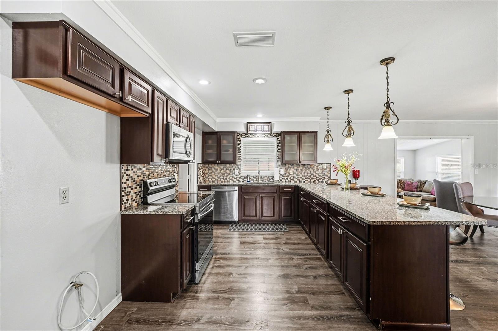 HIGHLAND GARDENS - Residential