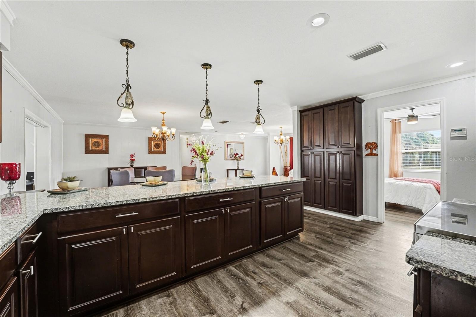 HIGHLAND GARDENS - Residential