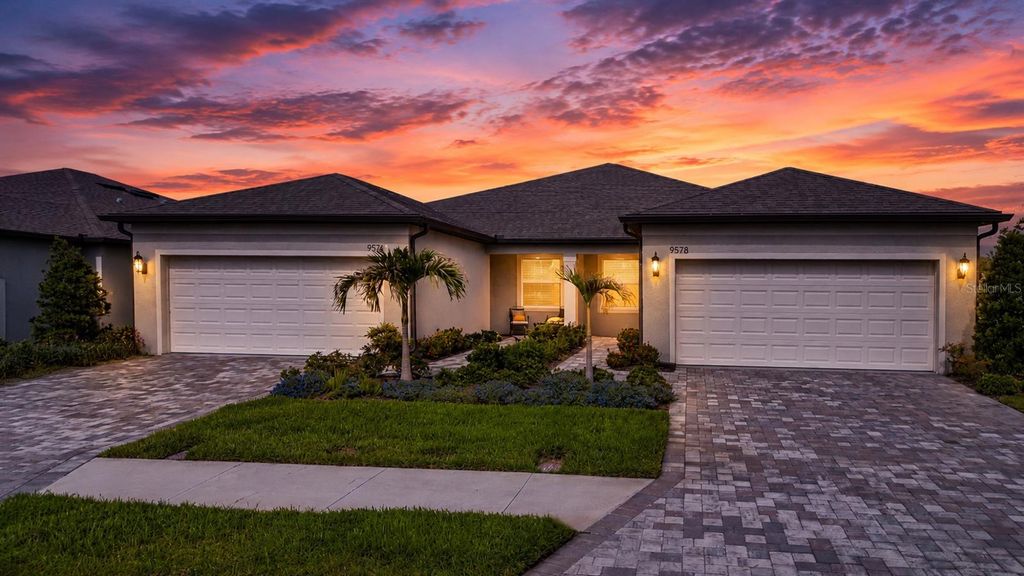 Photo of 9578 Coastline Way, Parrish, FL 34219 (MLS # A4693699)
